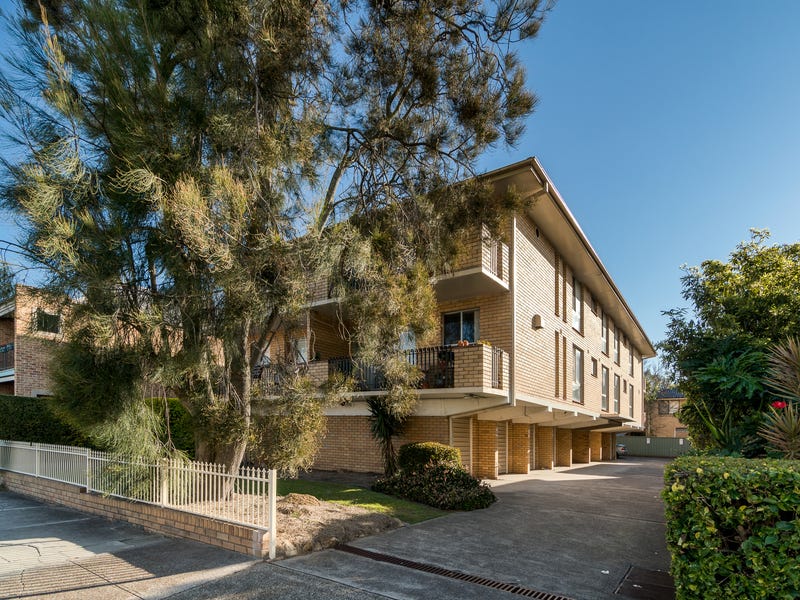 2/158 Beaumont Street, Hamilton, NSW 2303