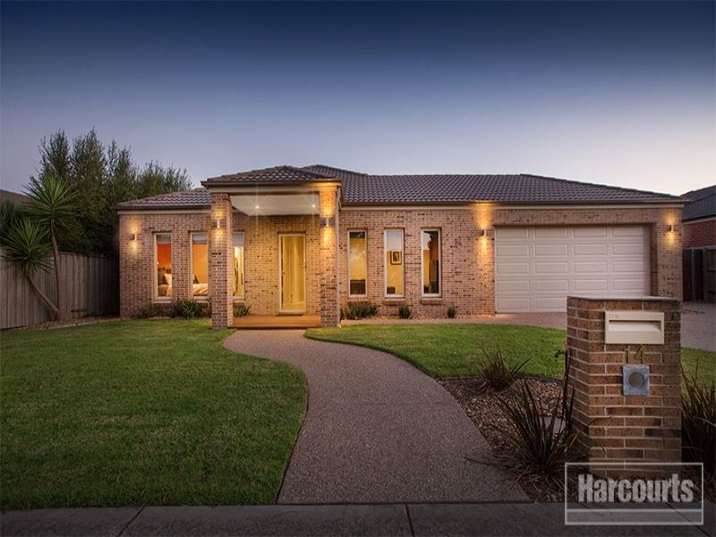 14 McAuley Avenue, Pakenham, Vic 3810 Property Details