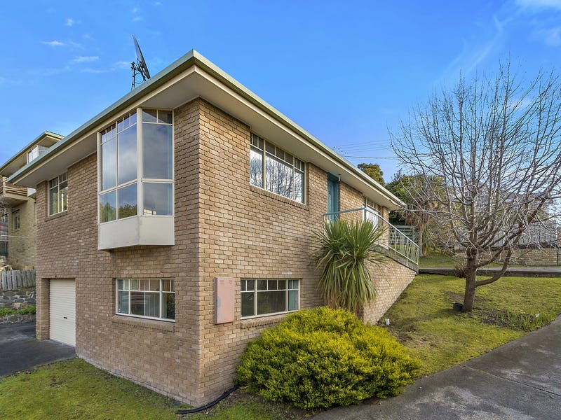 2/2222A Summerhill Road, West Hobart, TAS 7000