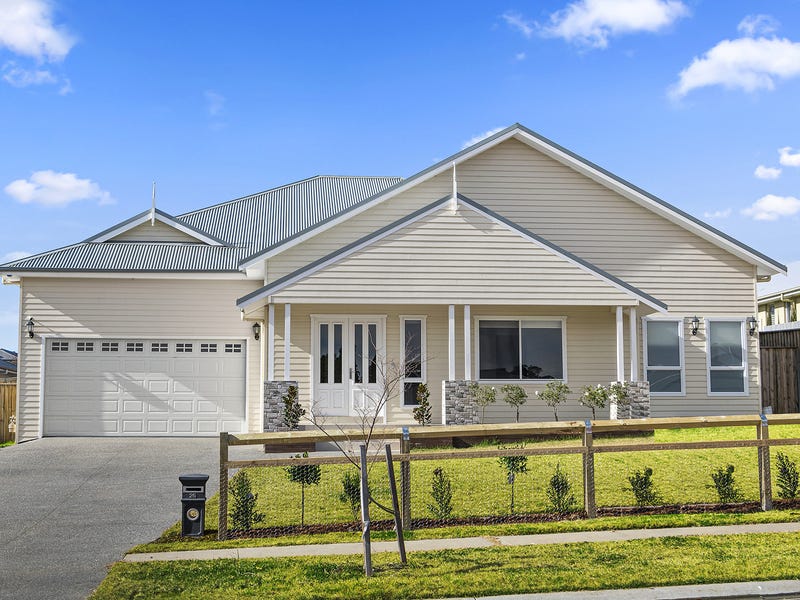 26 Sir James Fairfax Circuit, Bowral, NSW 2576