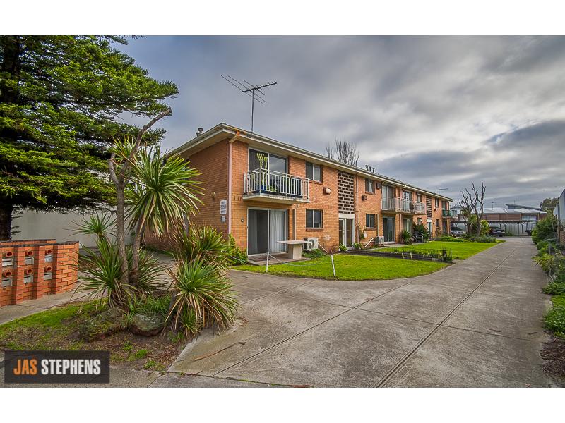 2/261 Esplanade, Altona, VIC 3018