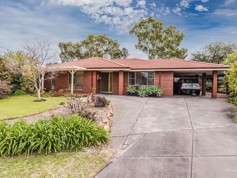 19 Shamrock Way, Huntingdale, WA 6110 - Property Details