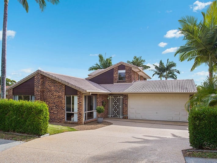 5 Glen Eagles Drive, Robina, Qld 4226 Property Details