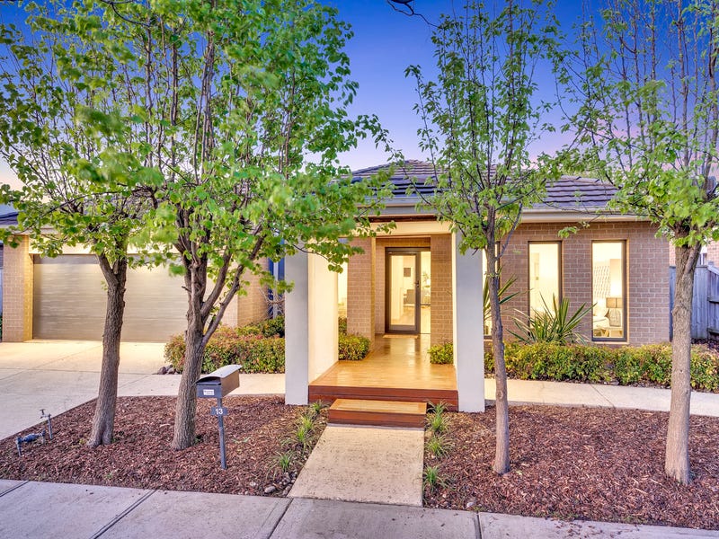 13 Grosvenor Square, Craigieburn, Vic 3064 Property Details