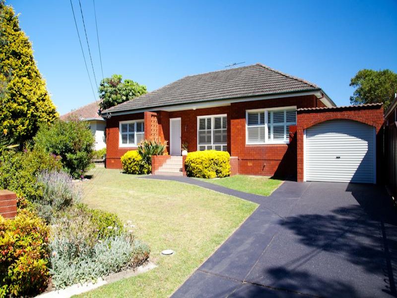 17 Loftus Avenue, Loftus, NSW 2232