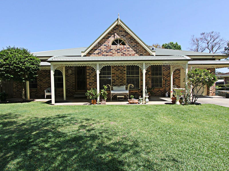 10 Corrigan Avenue, Toormina, NSW 2452