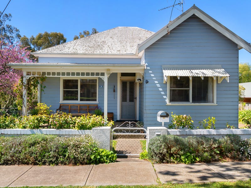 30 Arthur Street, Moss Vale, NSW 2577