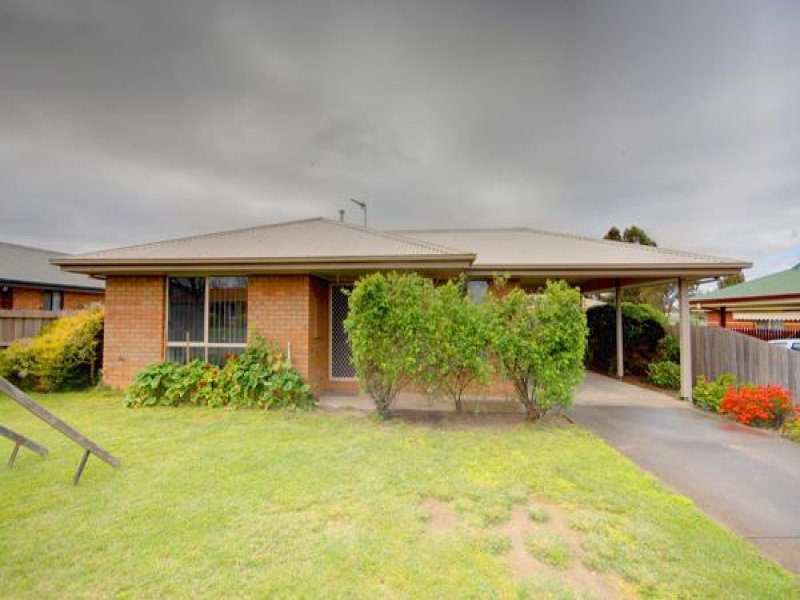 27 Jenkins Drive, Sebastopol, VIC 3356