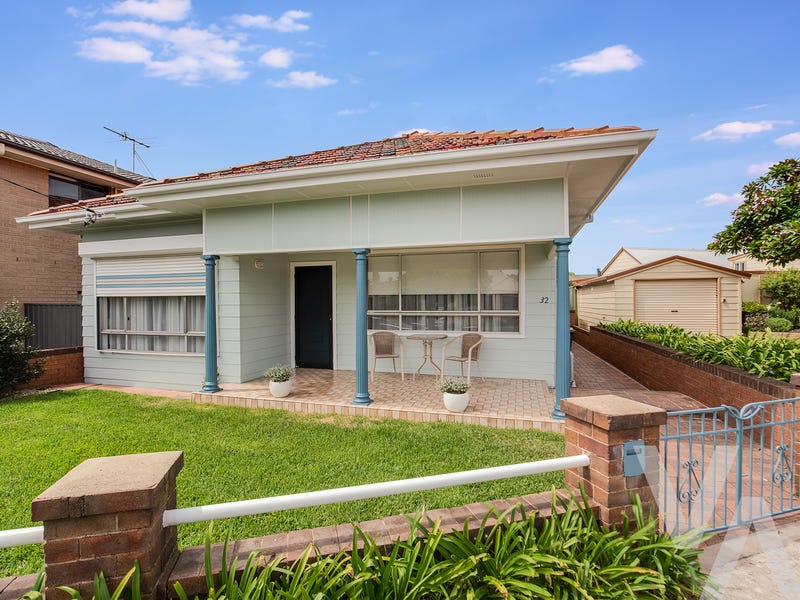 32 Fullerton Street, Stockton, NSW 2295