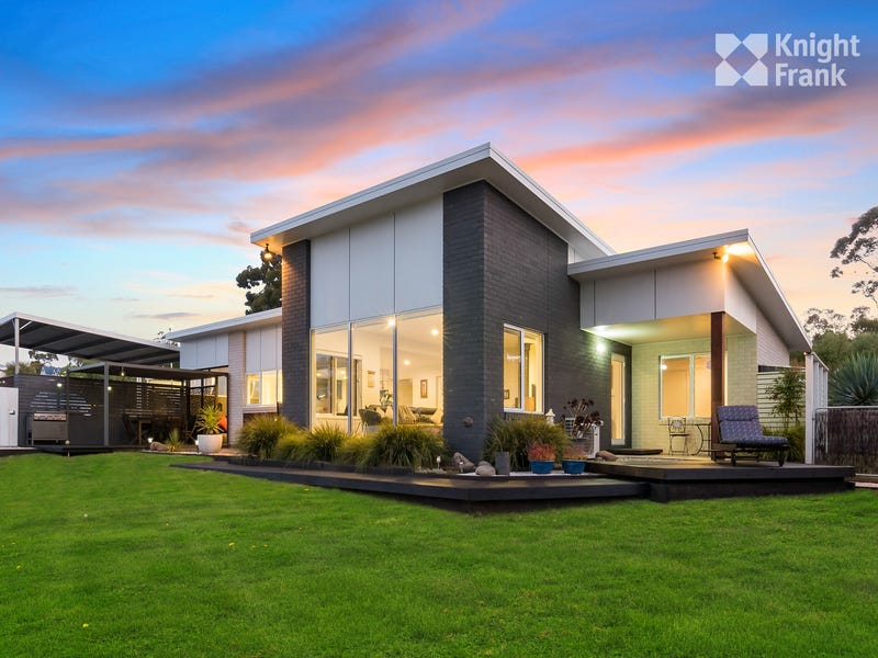 8 Eelmat Court, Coningham, Tas 7054 Property Details