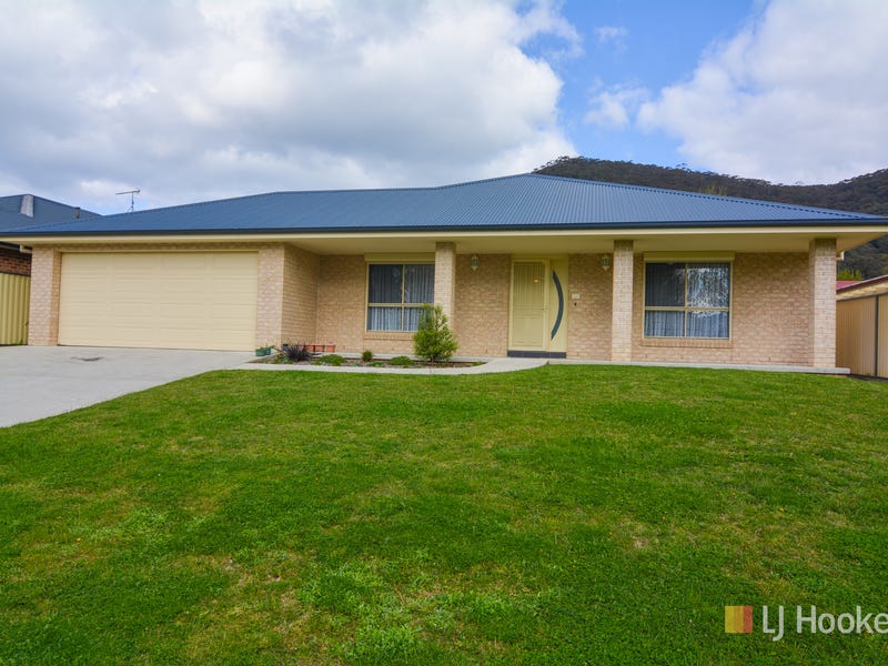 6 Fairview Drive, Lithgow, NSW 2790 Property Details