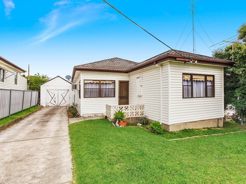 16 Oxford Street, Gateshead, NSW 2290