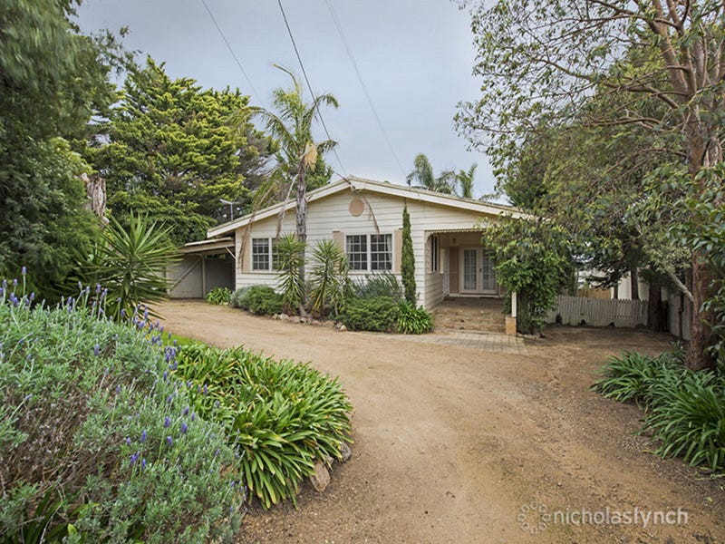 10 Volitans Avenue, Mount Eliza, VIC 3930