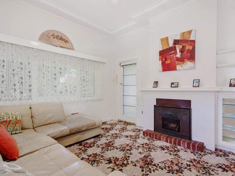 23 Florence Street, Rockingham, WA 6168 Property Details