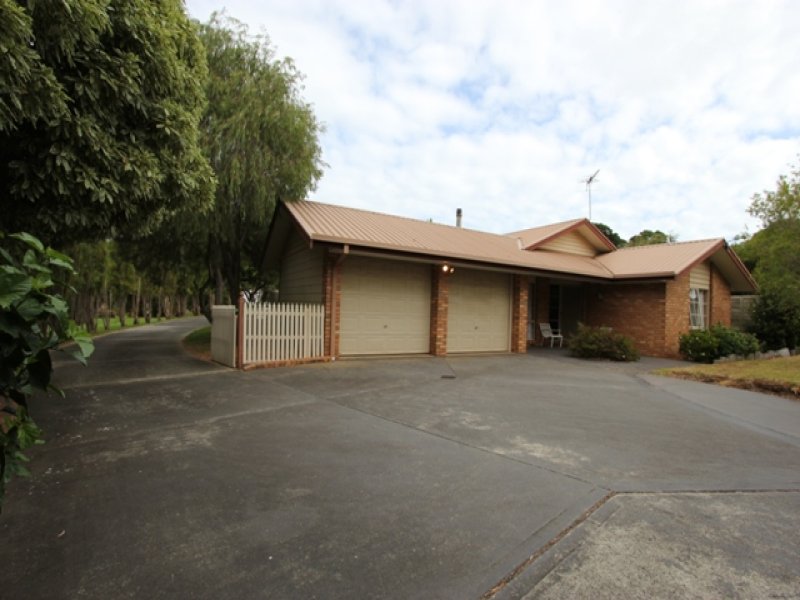 25 Walton Street, Cowes, Vic 3922 Property Details