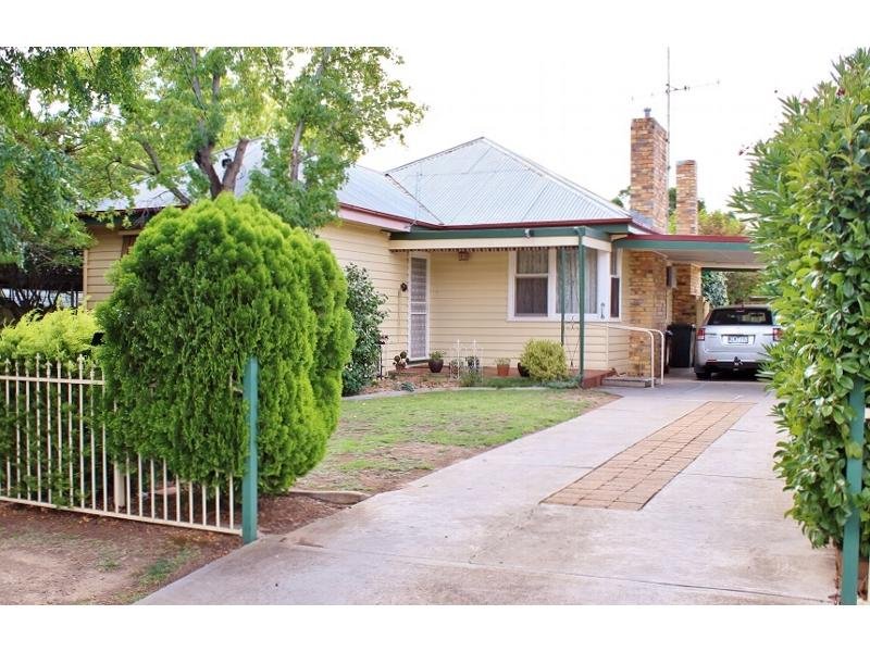 70 Wood Street, California Gully, VIC 3556