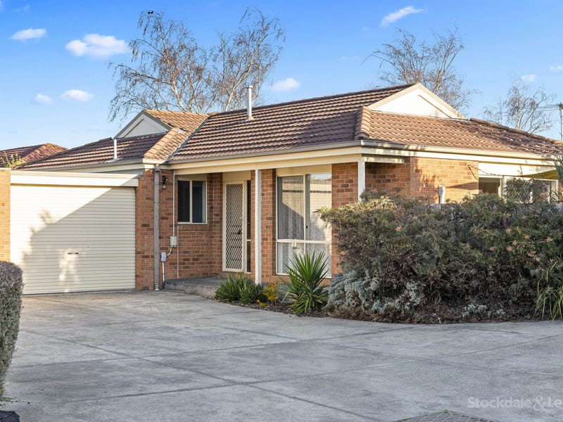 3/35 Potts Road, Langwarrin, Vic 3910 Property Details