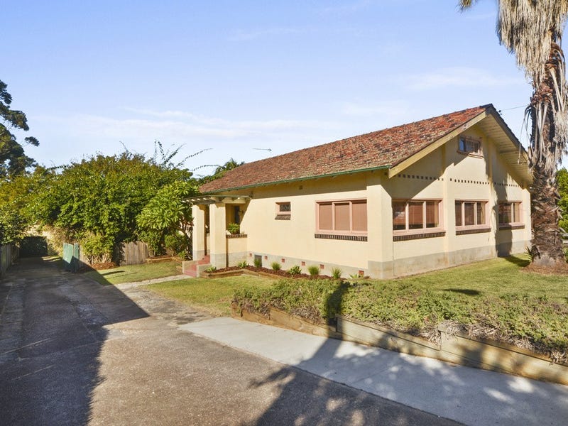 160 Kinghorne Street, Nowra, NSW 2541