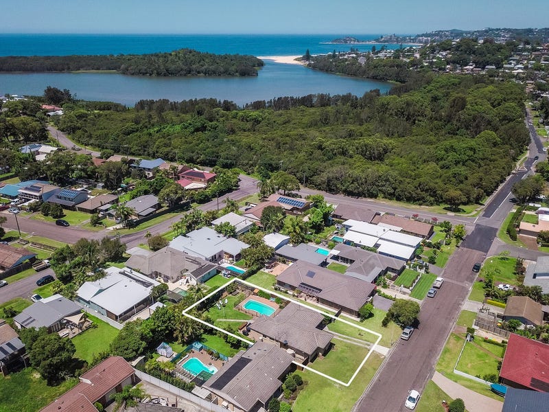 45 Wairakei Road, Wamberal, NSW 2260 Property Details