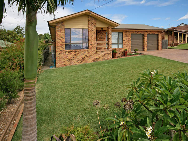 19 Stanton Drive, Ulladulla, NSW 2539