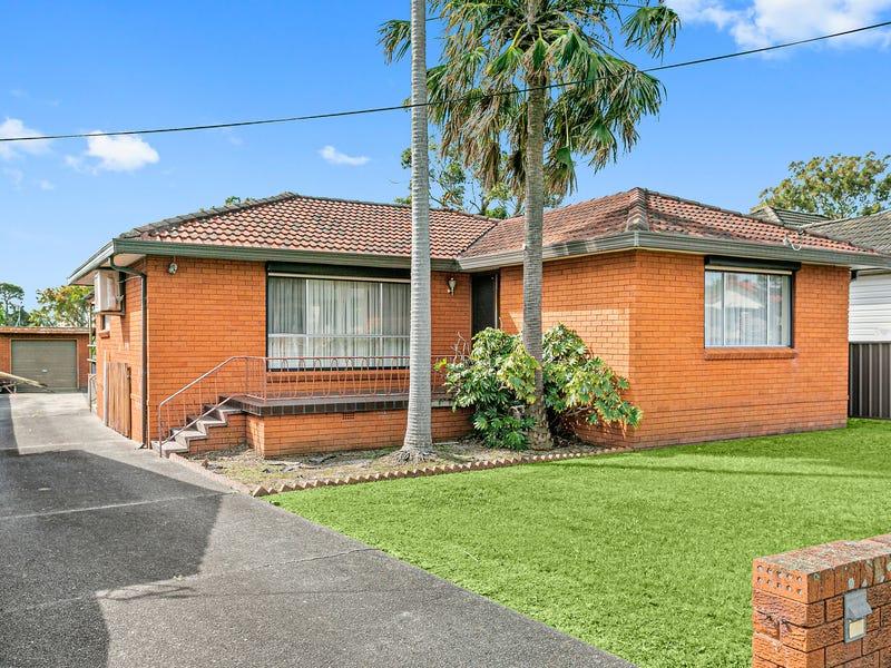 26 Deakin St, Oak Flats, NSW 2529 House for Sale 26 Deakin St, Oak Flats, NSW 2529 House for Sale