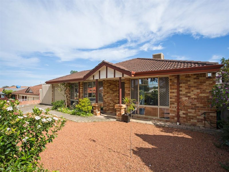 93 Warton Road, Thornlie, WA 6108 Property Details