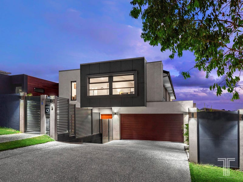 9 Birkenhead Place, Carindale, QLD 4152