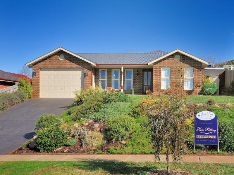 16 Cypress Court, Drouin, VIC 3818