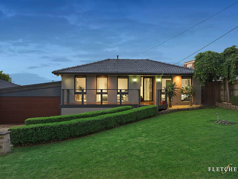 8 Chirnside Drive, Chirnside Park, VIC 3116