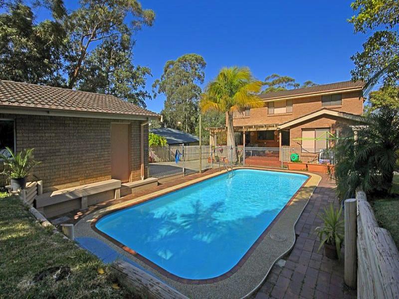 3 Carroll Avenue, Mollymook, NSW 2539 Property Details