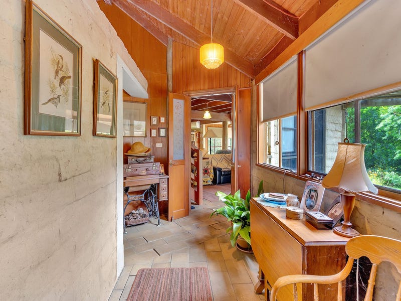 135 Lucas Road, Carlisle River, VIC 3239