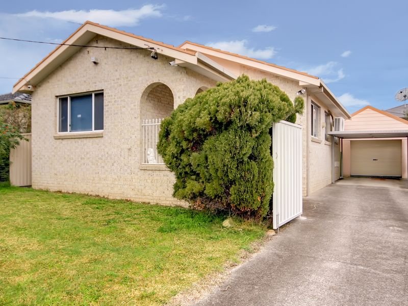 12 Lupin Avenue, Riverwood, NSW 2210