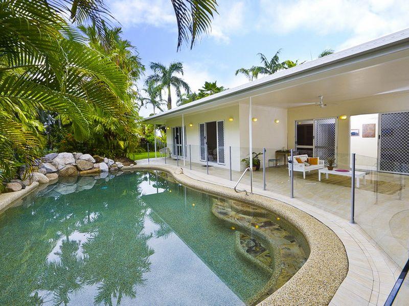 8 Pellowe Street, Clifton Beach, QLD 4879
