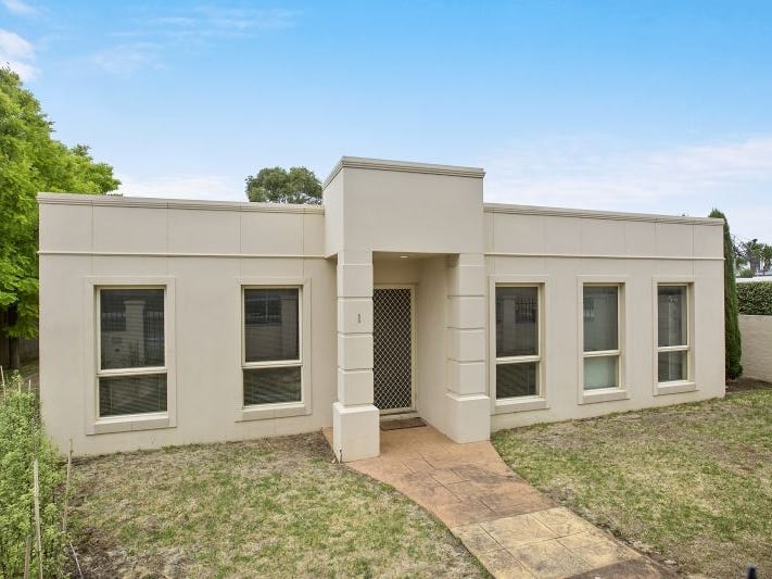 1/42 Shandon Street, Mornington, Vic 3931 Property Details