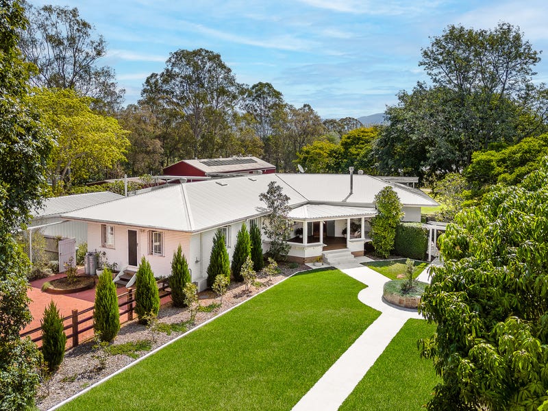 15B Narrien Court, Samford Village, QLD 4520