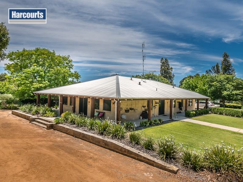 1597 Neaves Road, Bullsbrook, WA 6084 Property Details