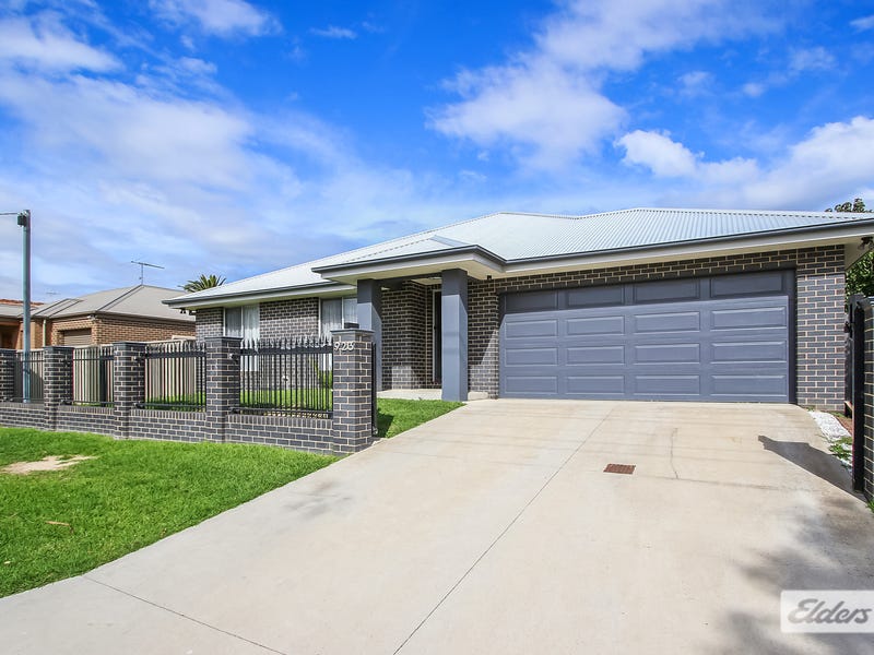 923 Padman Drive, West Albury, NSW 2640