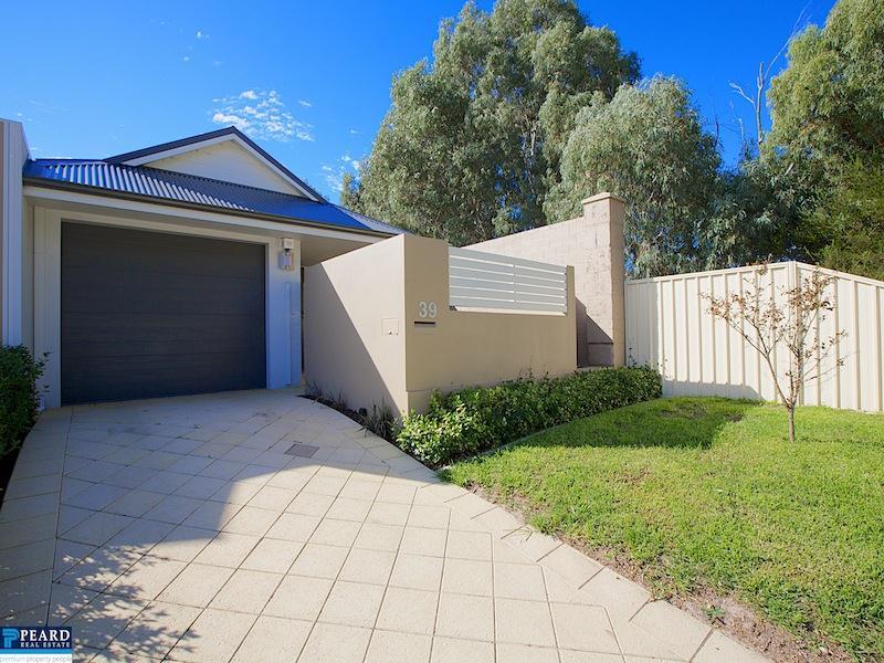 39 Wishart Street, Gwelup, WA 6018 Property Details