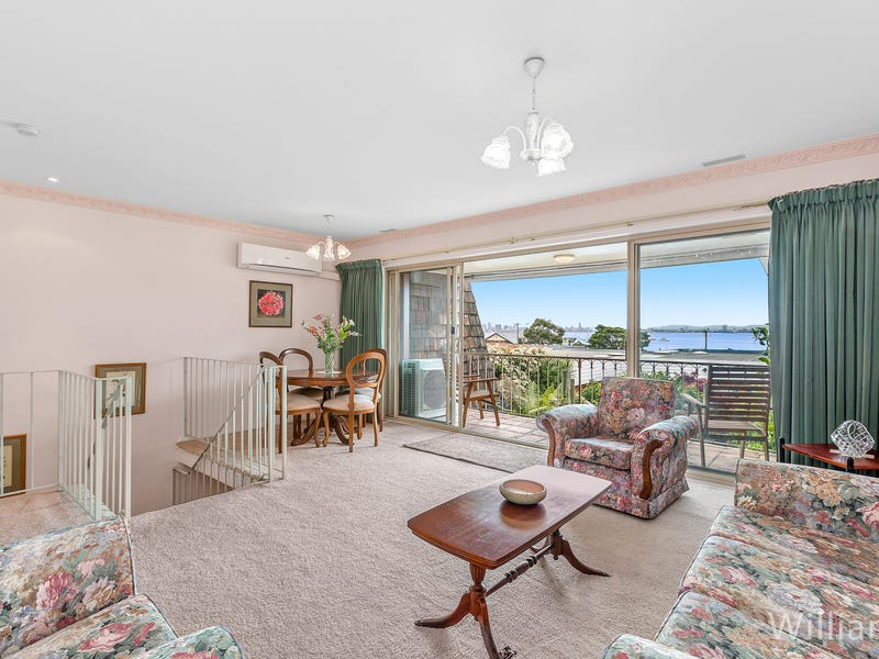 16/8 The Strand, Williamstown, Vic 3016 Property Details