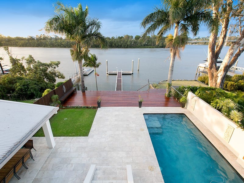 87 Brisbane Corso, Fairfield, QLD 4103