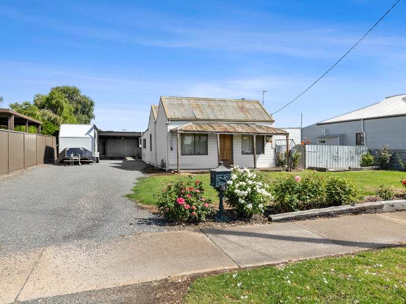 79 Campbell Street, Ararat, Vic 3377 Property Details
