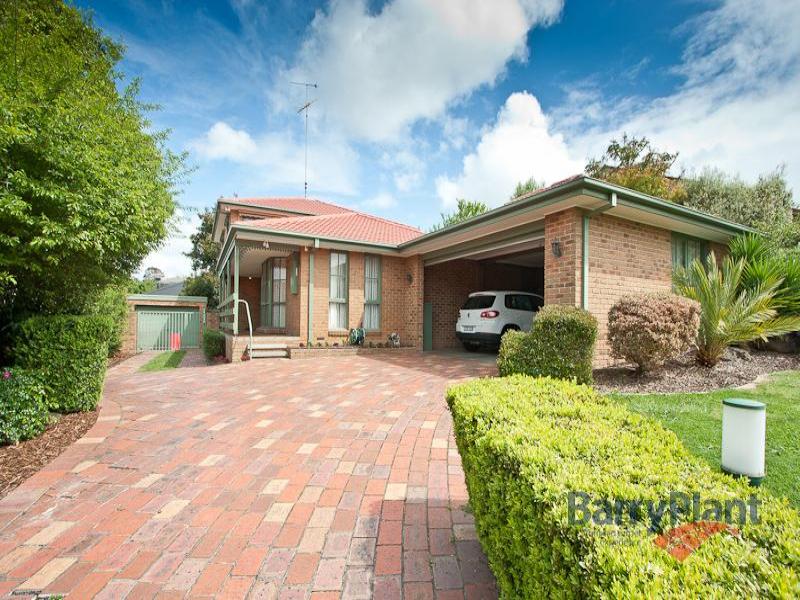 49 Howell Drive, Berwick, Vic 3806 Property Details