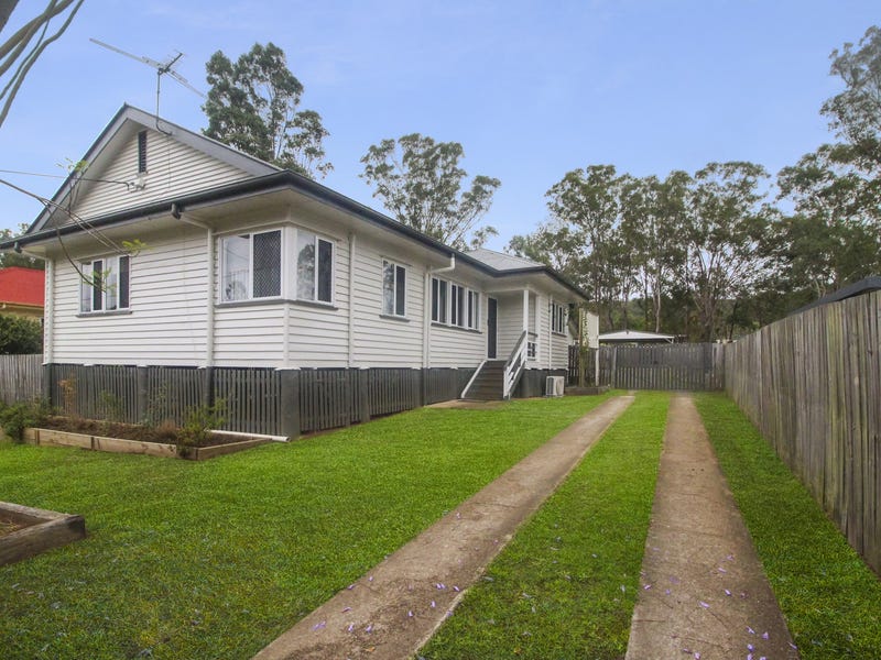 7 Down Street, Esk, QLD 4312