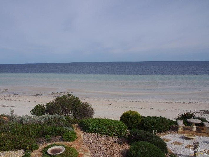 10 Kemp Place, Moonta Bay, SA 5558