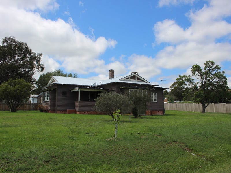 Real Estate for Sale in Tenterfield, NSW 2372