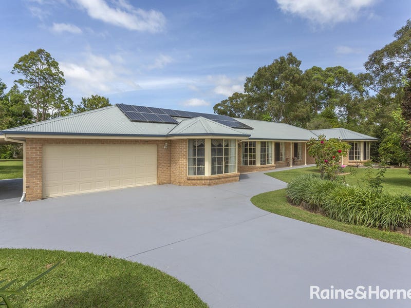 30 Tartarian Crescent, Bomaderry, NSW 2541