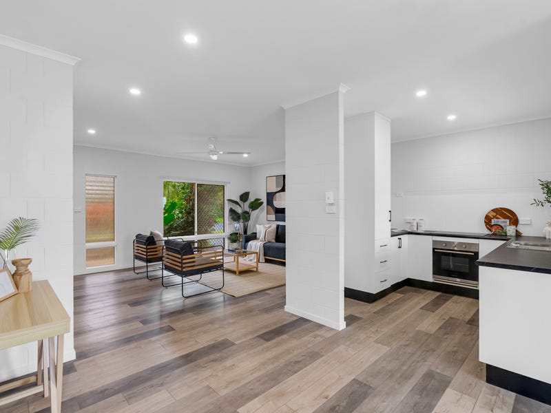 19 Mclaughlin Road, Bentley Park, QLD 4869