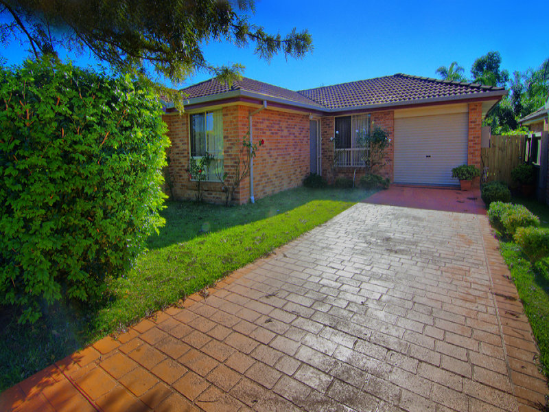 11 Mandarin Way, Glenwood, NSW 2768