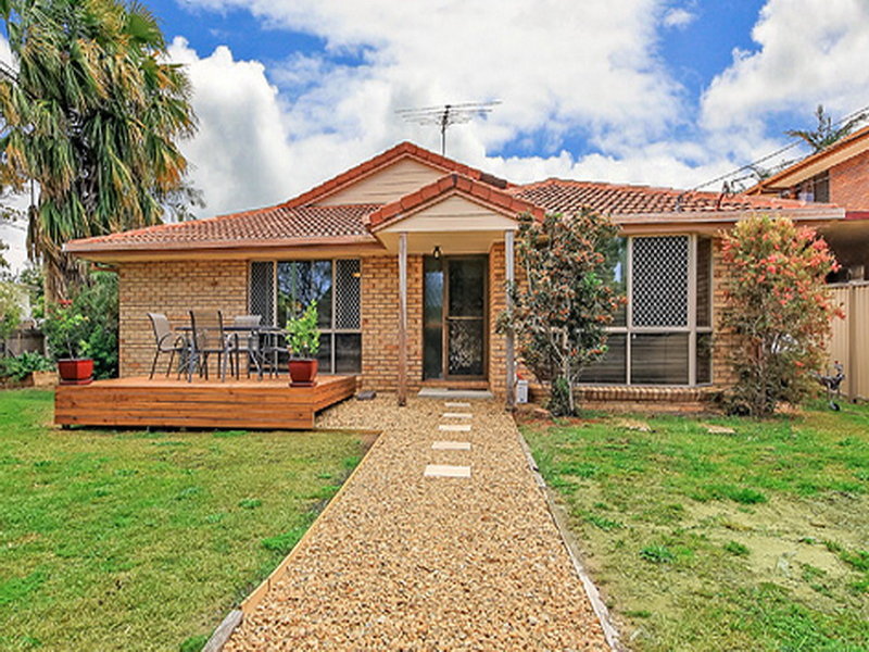 297 Whites Road, Lota, QLD 4179