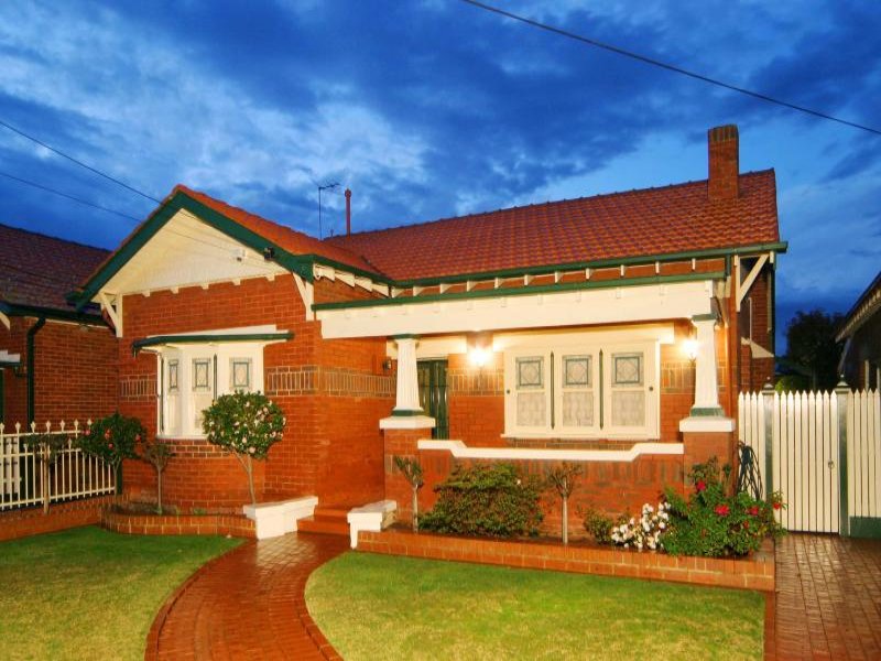 16 Queen Street, Reservoir, VIC 3073